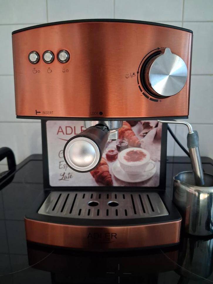 Adler Cappuccinomaker - Espresso Machine, Witgoed en Apparatuur, Koffiezetapparaten, Gebruikt, Gemalen koffie, Espresso apparaat