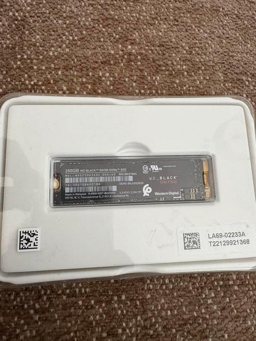 Western Digital WD Black SN750 NVMe SSD – 250GB, Computers en Software, Harde schijven, Zo goed als nieuw, Laptop, Intern, SSD