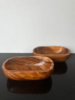 Schaal acasia hout, Huis en Inrichting, Keuken | Servies, Ophalen of Verzenden, Zo goed als nieuw, Overige stijlen, Schaal of Schalen