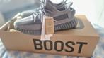 Yeezy boost 350 V2, Kleding | Heren, Schoenen, Ophalen of Verzenden, Nieuw