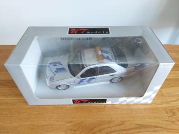 F1 Medical Car 1997 Mercedes-Benz UT Models 1:18 in OVP beschikbaar voor biedingen