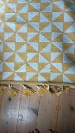 Vloerkleed geel met wit, Ophalen, Wit, 150 tot 200 cm, 200 cm of meer