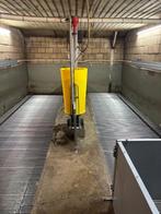 Driekant RVS voor biggen [752], Boekhorst Trading, Info@boekhorsttrading.com, Singel 16, Horssen