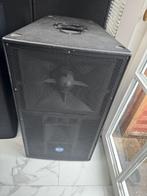 2 x rcf 6001 met hoezen, Subwoofer, Zo goed als nieuw, 120 watt of meer, Ophalen