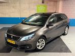 Peugeot 308 SW 1.2 PureTech 110PK | Panoramadak | Leder, Voorwielaandrijving, 1199 cc, 49 €/maand, 3 cilinders