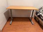 Bureau verstelbaar ikea 120x60, Huis en Inrichting, Bureaus, Ophalen, In hoogte verstelbaar, Gebruikt, Bureau