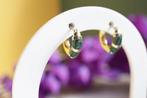 14 Karaat Gouden Kleine Creolen Met Groene Emaille, Ophalen of Verzenden, Zo goed als nieuw, Goud, Goud