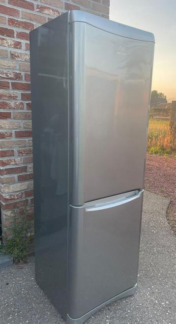 Indesit koelkasten/vriezer beschikbaar voor biedingen