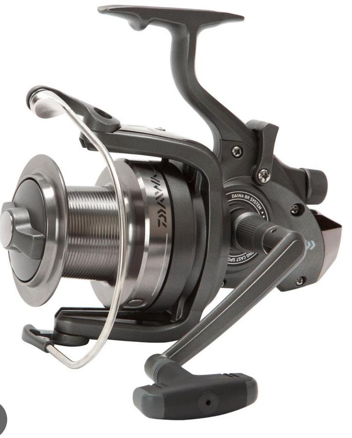 Daiwa crosscast BR 5500 LDA, Watersport en Boten, Hengelsport | Karpervissen, Zo goed als nieuw, Molen, Ophalen
