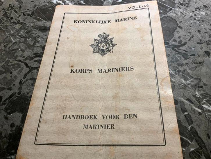 Korps Mariniers Handboek, Boeken, Oorlog en Militair, Gelezen, Marine, Tweede Wereldoorlog, Ophalen of Verzenden