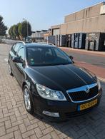 Skoda Octavia 1.6 TDI Diesel, Auto's, Voorwielaandrijving, 4 cilinders, Zwart, Origineel Nederlands