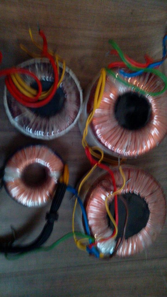 Ringkerntrafo  ringkerntransformator amplifier, Hobby en Vrije tijd, Elektronica-componenten, Ophalen of Verzenden