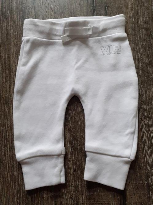 VIB broekje, 0-3 maanden, Kinderen en Baby's, Babykleding | Overige, Zo goed als nieuw, Jongetje, Ophalen of Verzenden