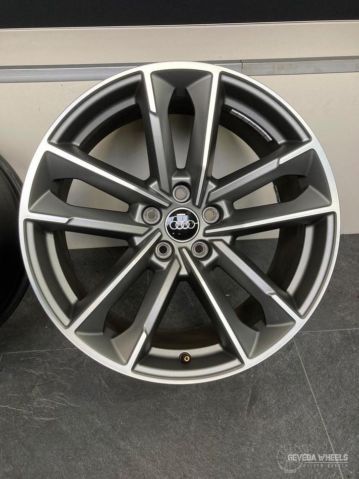 19” originele Audi Q3 F3 velgen 5x112 83A601025B A3 A4 A6 A8, Auto-onderdelen, Banden en Velgen, Velg(en), 19 inch, Personenwagen