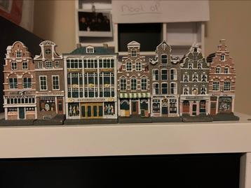 Set van 7 Miniatuur Grachtenpandjes beschikbaar voor biedingen