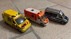 Politie auto 12 cm en 2x ambulance ( 12 en 13 cm), Kinderen en Baby's, Overige Kinderen en Baby's, Ophalen of Verzenden, Gebruikt