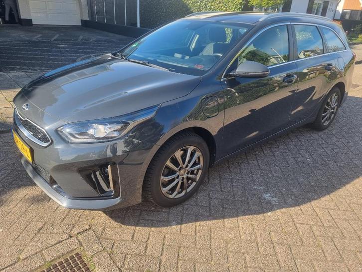 Kia (Pro) Cee d 1.6 GDI Phev 141pk Dct6 2021 Grijs, Auto's, Kia, Particulier, (Pro) Cee d, ABS, Achteruitrijcamera, Airbags, Airconditioning