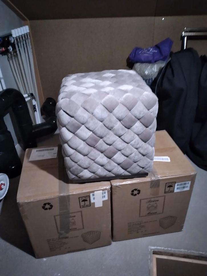 Riviera Maison poef 2x, Huis en Inrichting, Complete inboedels, Ophalen of Verzenden