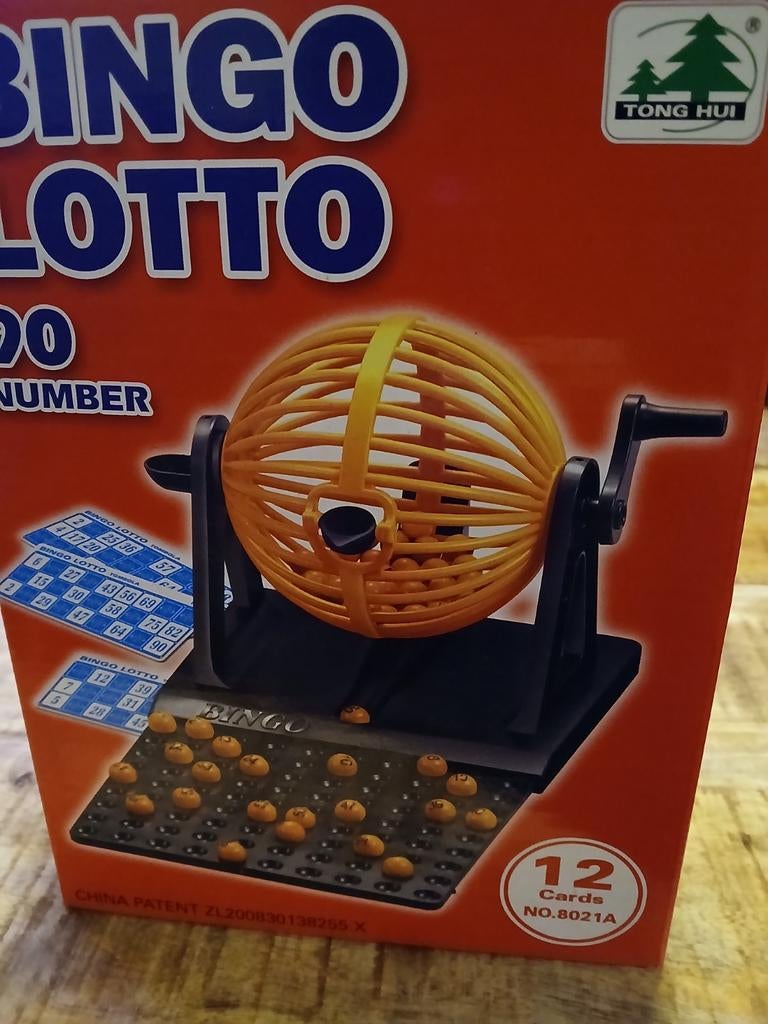 Bingo spel met 12 kaarten - Zo goed als nieuw!, Vijf spelers of meer, Ophalen of Verzenden, Zo goed als nieuw, Tong Hui