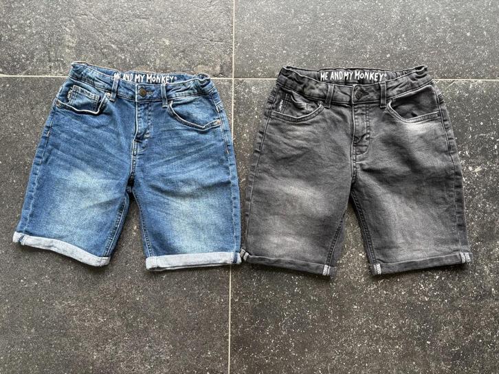 2 Korte spijkerbroeken M&MMonkey 152, Kinderen en Baby's, Kinderkleding | Maat 152, Zo goed als nieuw, Jongen, Broek, Ophalen of Verzenden