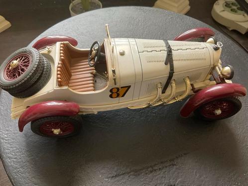 Mercedes-Benz Modelauto 1:18, Hobby en Vrije tijd, Modelauto's | 1:18, Zo goed als nieuw, Auto, Overige merken, Ophalen