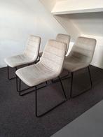Stoelen 4 X met mooie grijze stof en zwart onderstel!, Ophalen of Verzenden, Zo goed als nieuw