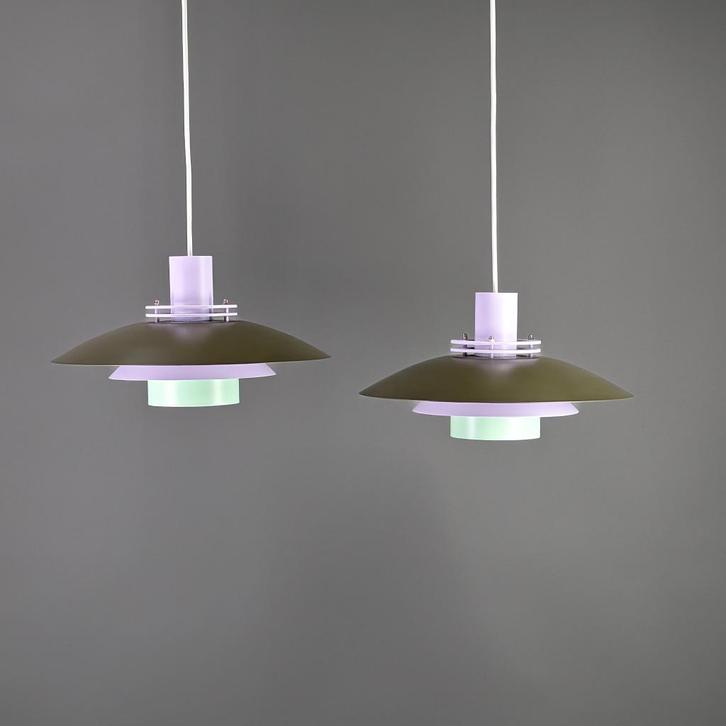 Formlight Deens design hanglampen in groen en paars, Huis en Inrichting, Lampen | Hanglampen, Zo goed als nieuw, 75 cm of meer