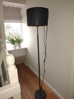 QAZQA vt Moderne Vloerlamp met kap, H150 cm, Zwart Goud, Huis en Inrichting, Lampen | Vloerlampen, Ophalen, Zo goed als nieuw