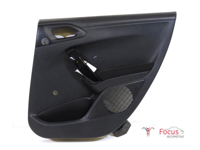 Portierbekleding 4Deurs rechts-achter van een Peugeot 208, Auto-onderdelen, Interieur en Bekleding, Gebruikt, -, -, Ophalen of Verzenden
