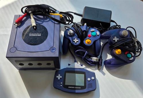 Paarse GameCube + Gameboy Advance met spellen, Spelcomputers en Games, Spelcomputers | Nintendo GameCube, Zo goed als nieuw, Paars
