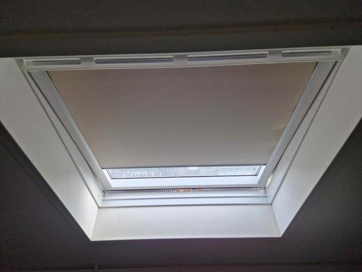 Velux dakraam s06, Doe-het-zelf en Verbouw, Glas en Ramen, Gebruikt, Dakraam, 80 tot 120 cm, 80 tot 120 cm, Dubbelglas, Ophalen