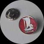 Zeldzame LADA pin, rood geëmailleerd, Verzamelen, Speldjes, Pins en Buttons, Verzenden, Zo goed als nieuw, Transport, Speldje of Pin