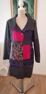 Bijzondere  jas, Ophalen of Verzenden, Zo goed als nieuw, Maat 38/40 (M)