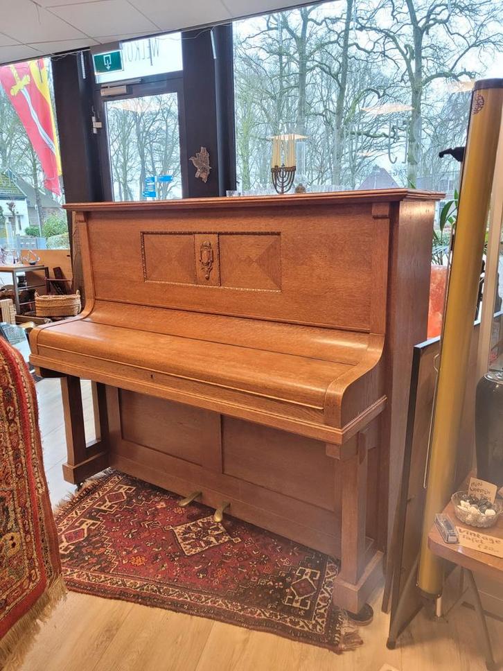 Piano Hoffmann & Kühne, Muziek en Instrumenten, Piano's, Gebruikt, Ophalen