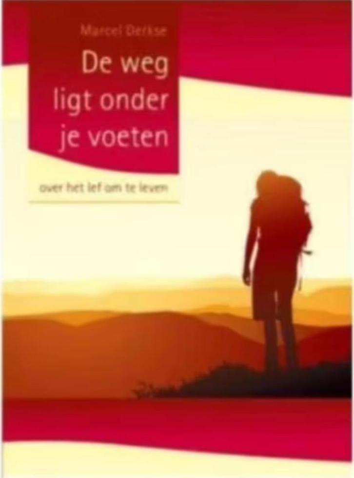 De weg ligt onder je voeten (Over het Lef om te leven), Boeken, Esoterie en Spiritualiteit, Zo goed als nieuw, Achtergrond en Informatie