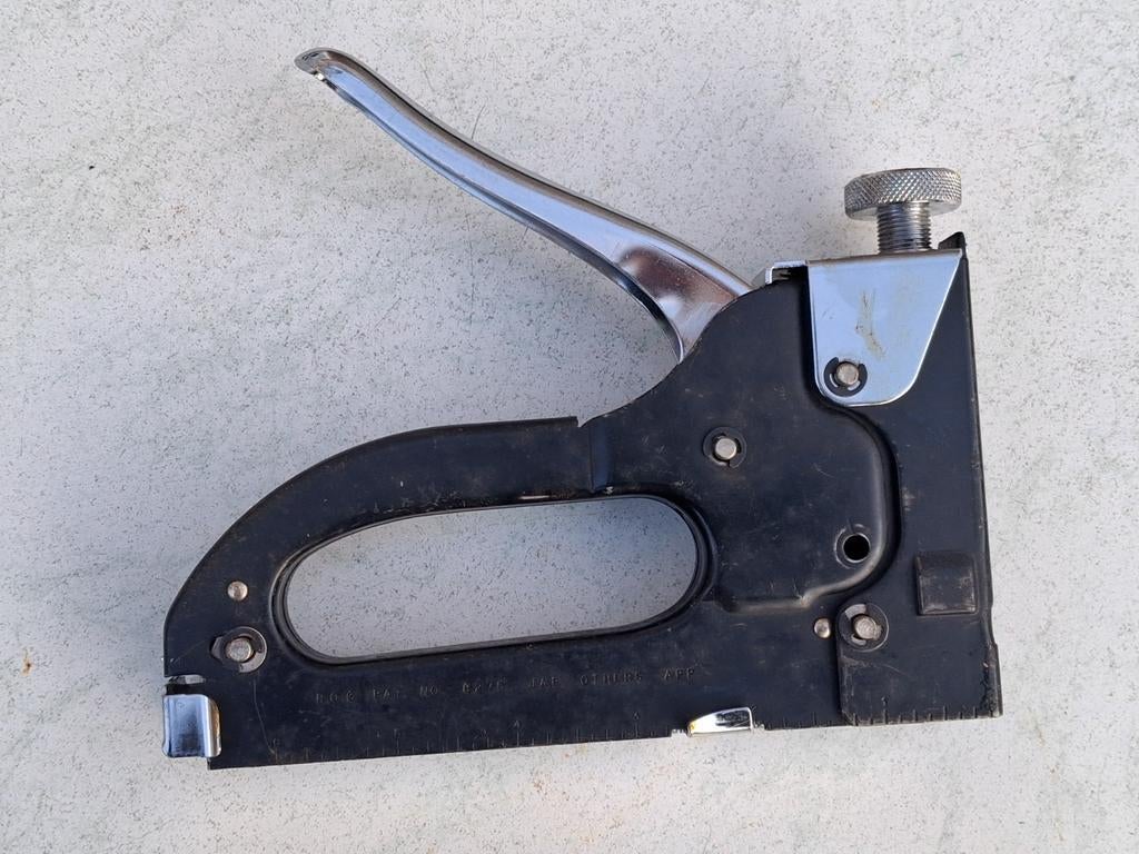 Tacker / Nietmachine, Ophalen, Gebruikt