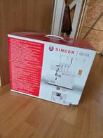Singer S010L, Hobby en Vrije tijd, Naaimachines en Toebehoren, Ophalen of Verzenden, Zo goed als nieuw, Lockmachine, Overige merken