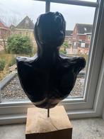 Grote buste, Ophalen, Zo goed als nieuw