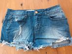 Korte broek, Blauw, Ophalen of Verzenden, Zo goed als nieuw, W30 - W32 (confectie 38/40)