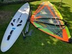 Complete beginners surfset Tiga Swift, Watersport en Boten, Windsurfen, Ophalen, Gebruikt, 300 cm of meer, Met vin(nen)