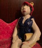 Dikke Dames op de Bank Beeldje, Ophalen of Verzenden, Zo goed als nieuw, Mens