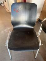 Gratis ophalen 4 schoolstoelen, Huis en Inrichting, Stoelen, Ophalen, Gebruikt, Zwart, Vier