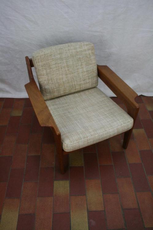 Vintage danish design Arne Wahl Iversen Fauteuil en bank, Huis en Inrichting, Fauteuils, Gebruikt, Hout, Stof, 75 tot 100 cm, Ophalen