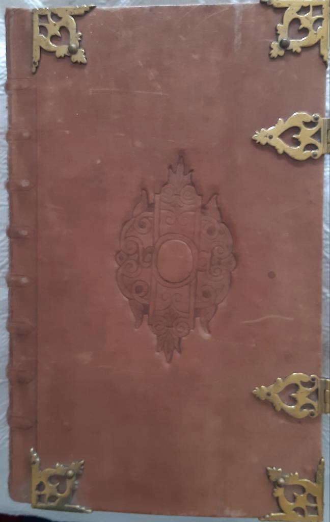 Statenbijbel Bijbel. Erfstuk, Afm, 30x45 cm. Gewicht 6 kg., Antiek en Kunst, Antiek | Boeken en Bijbels, Ophalen
