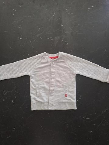 Babyvestje maat 80 beschikbaar voor biedingen