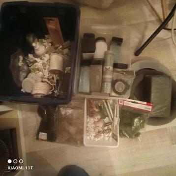 Knutselspullen voor bloemschikken - zie foto's en omschr. beschikbaar voor biedingen