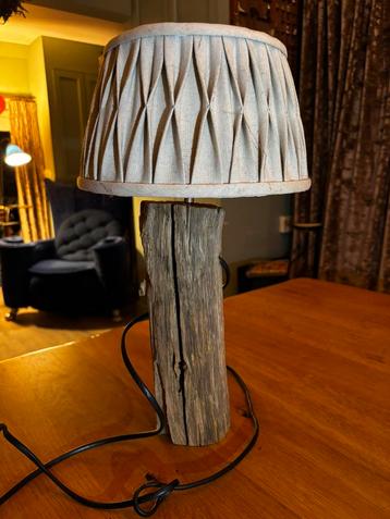 DRIFTWOOD HOUTEN TAFELLAMP TAFEL LAMP OUD HOUT beschikbaar voor biedingen