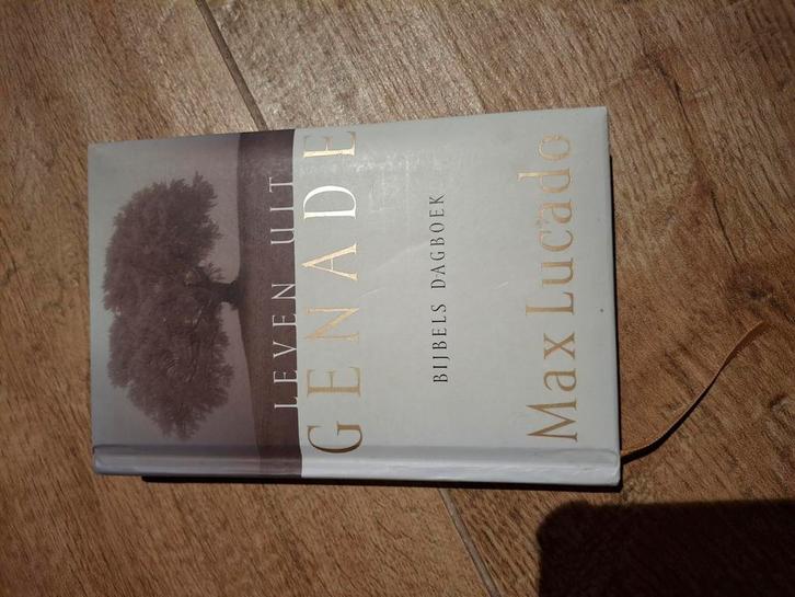 Max Lucado - Leven uit genade, Boeken, Godsdienst en Theologie, Zo goed als nieuw, Ophalen of Verzenden