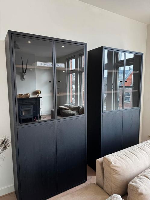 2x Piet Klerkx zwart eikenhout Estra kasten, Huis en Inrichting, Kasten | Vitrinekasten, Zo goed als nieuw, 200 cm of meer, 100 tot 150 cm