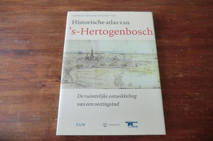 boek - Historische atlas van 's-Hertogenbosch / Den Bosch, Boeken, Geschiedenis | Stad en Regio, Zo goed als nieuw, Ophalen of Verzenden